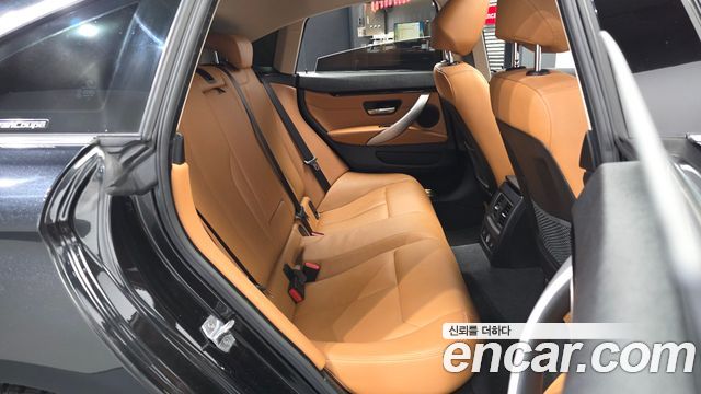 BMW 4-Series 2018 — photo 12