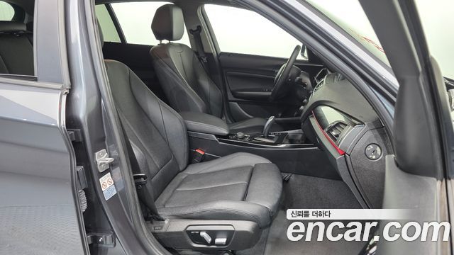 BMW 1-Series 2017 — photo 11