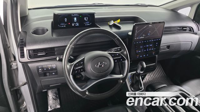 Hyundai Staria 2022 — photo 7