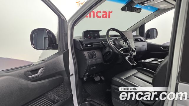 Hyundai Staria 2022 — photo 10