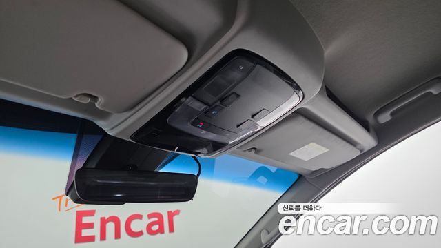 Hyundai Staria 2022 — photo 19