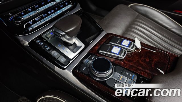 Genesis EQ900 2016 — photo 12