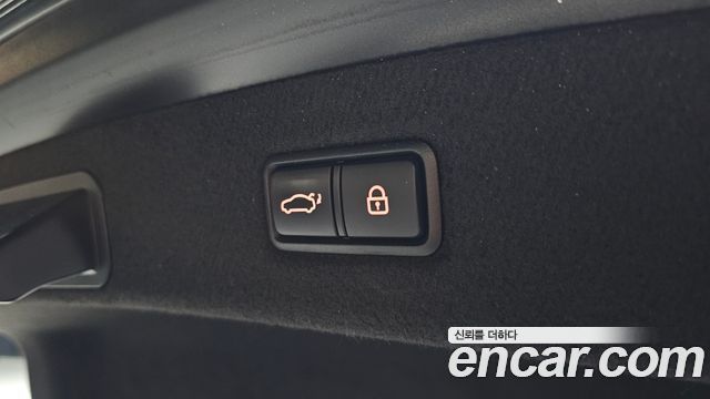 Genesis EQ900 2016 — photo 24