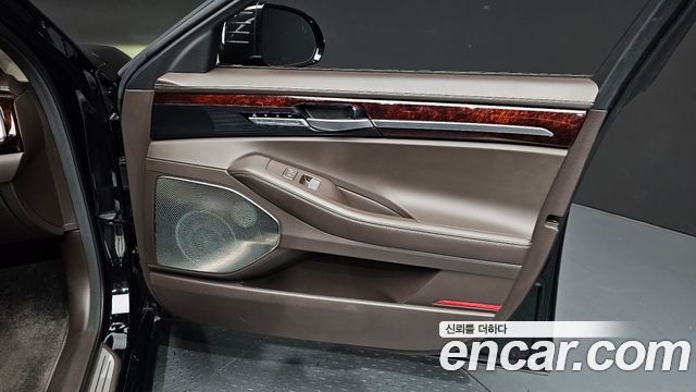 Genesis EQ900 2016 — photo 14