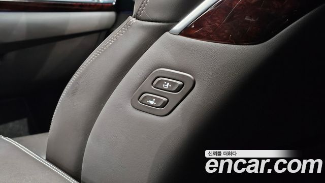 Genesis EQ900 2016 — photo 30