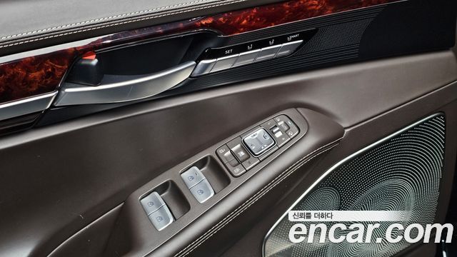 Genesis EQ900 2016 — photo 31