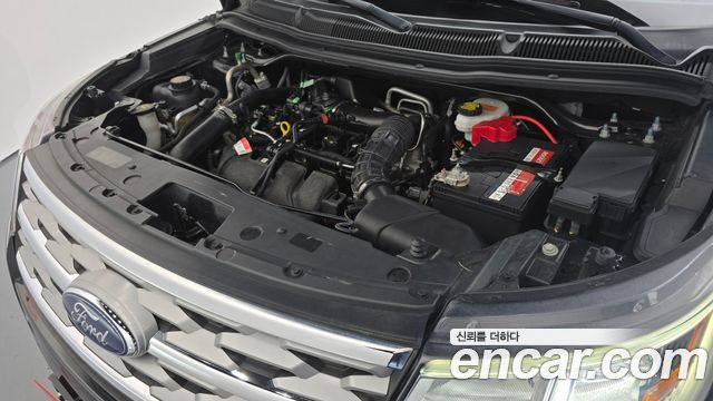 Ford Explorer 2019 — photo 6
