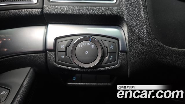 Ford Explorer 2019 — photo 30