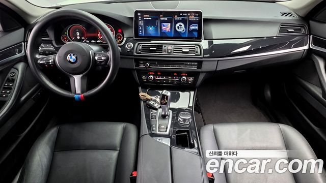 BMW 5-Series 2016 — photo 7