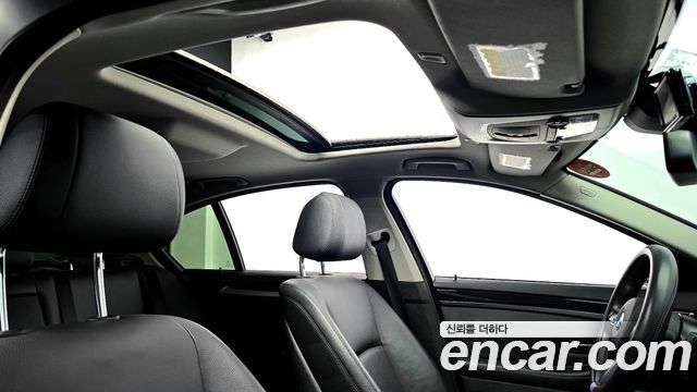 BMW 5-Series 2016 — photo 20