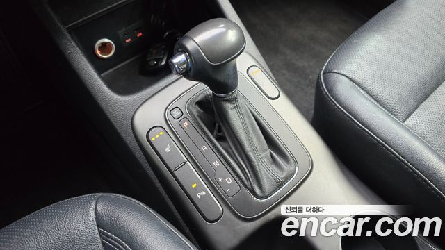 Kia K3 2013 — photo 12