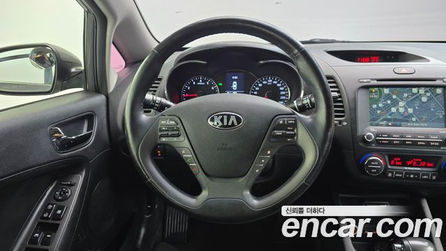 Kia K3 2013 — photo 19