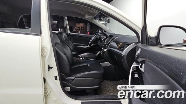 KG Mobility KORANDO 2015 — photo 12