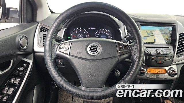 KG Mobility KORANDO 2015 — photo 15