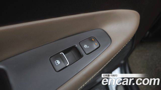Hyundai Santafe 2019 — photo 17