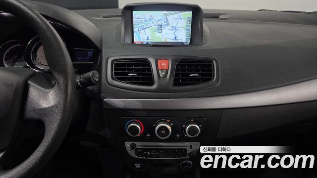 Renault Korea SM3 2019 — photo 17