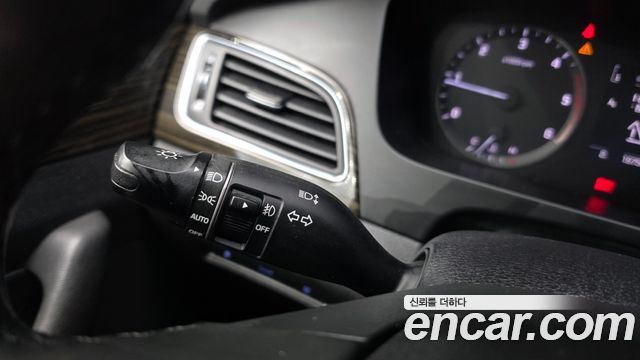 Hyundai Sonata 2016 — photo 15