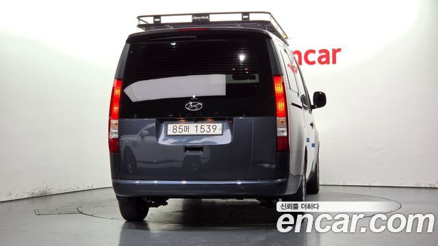 Hyundai Staria 2022 — photo 4