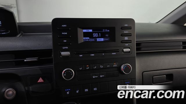 Hyundai Staria 2022 — photo 20