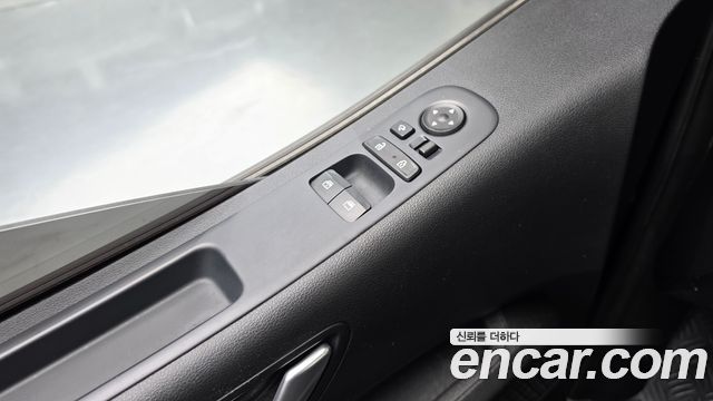 Hyundai Staria 2022 — photo 24