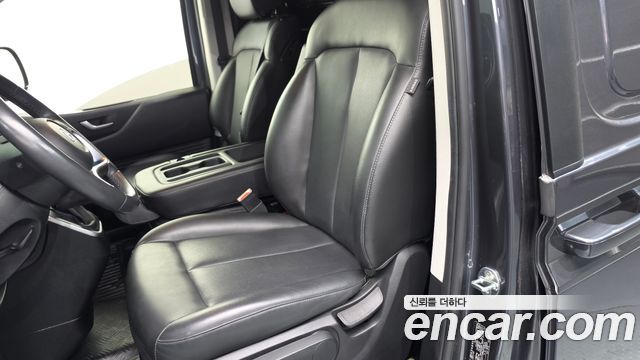 Hyundai Staria 2022 — photo 29