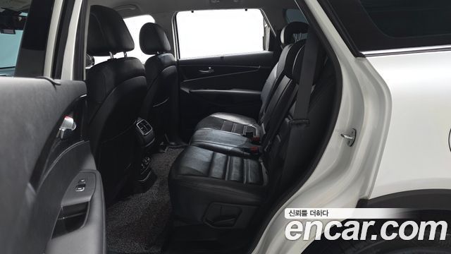 Kia Sorento 2015 — photo 11