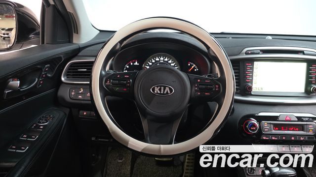 Kia Sorento 2015 — photo 13