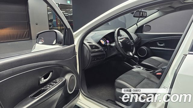 Renault Korea SM3 2015 — photo 10