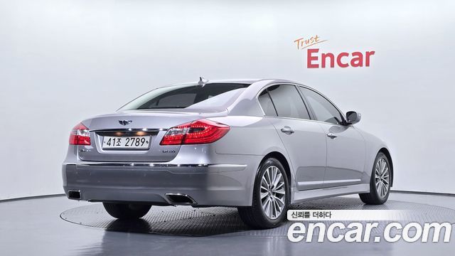 Hyundai Genesis 2013 — photo 2