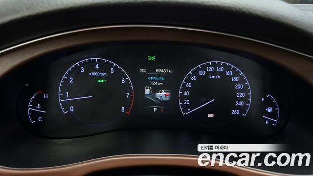 Hyundai Genesis 2013 — photo 11