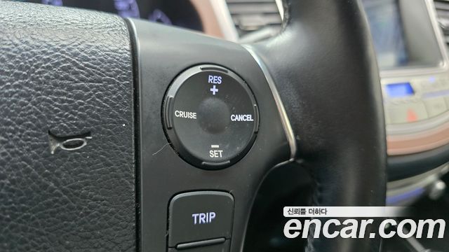 Hyundai Genesis 2013 — photo 26