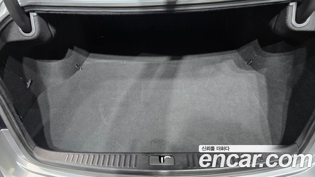 Hyundai Genesis 2013 — photo 32