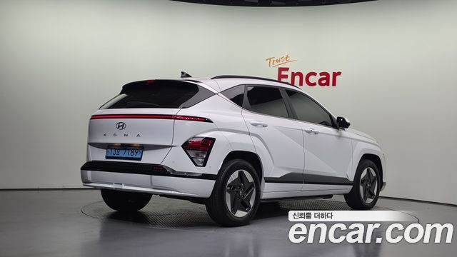 Hyundai Kona 2025 — photo 2
