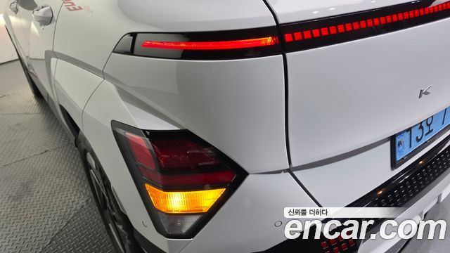 Hyundai Kona 2025 — photo 9