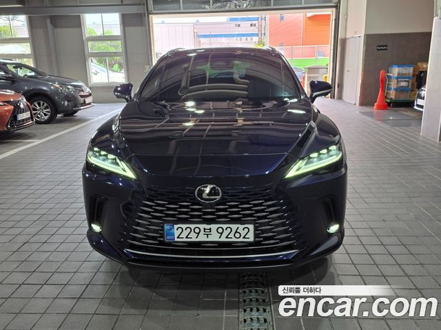 Lexus RX 2025 — photo 2