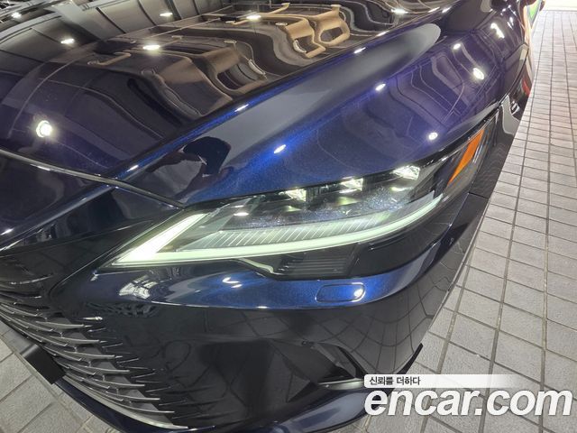 Lexus RX 2025 — photo 8
