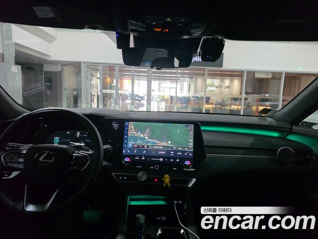 Lexus RX 2025 — photo 10