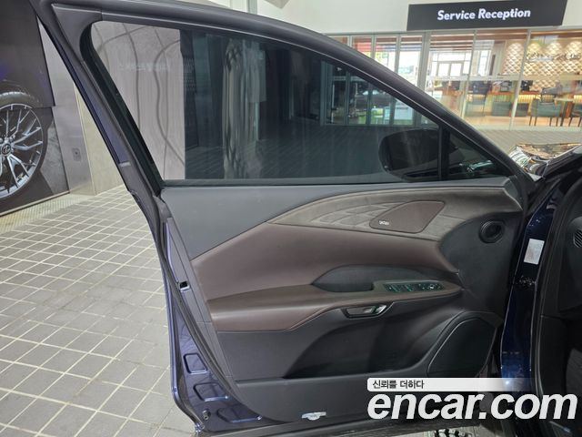 Lexus RX 2025 — photo 13
