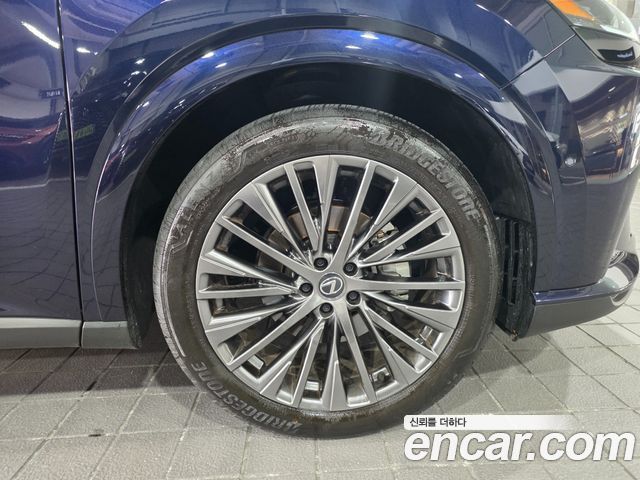 Lexus RX 2025 — photo 17