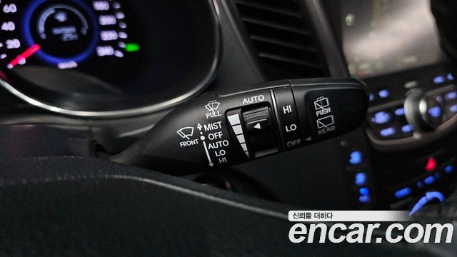 Hyundai Maxcruz 2015 — photo 17