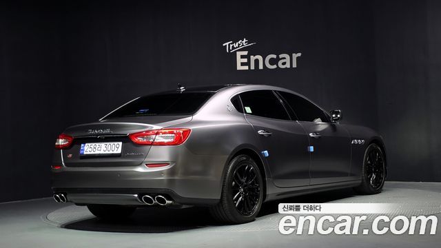 Maserati Quattroporte 2016 — photo 2