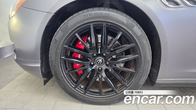Maserati Quattroporte 2016 — photo 5