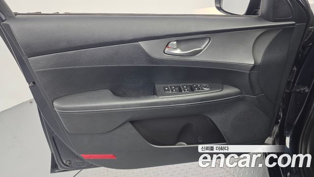 Kia K3 2021 — photo 14