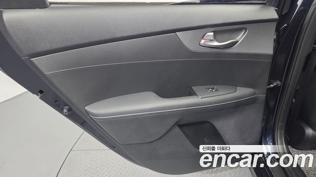Kia K3 2021 — photo 15