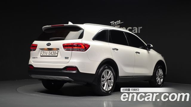Kia Sorento 2017 — photo 2
