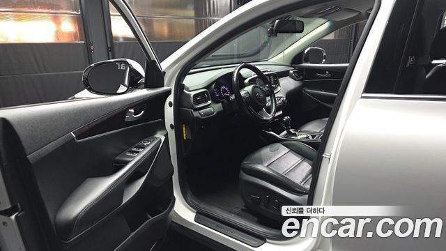 Kia Sorento 2017 — photo 13