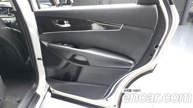 Kia Sorento 2017 — photo 15