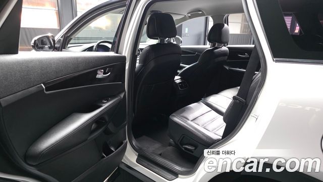 Kia Sorento 2017 — photo 16