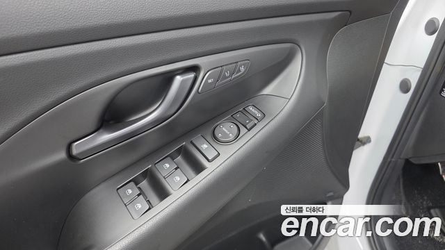 Hyundai i30 2020 — photo 14