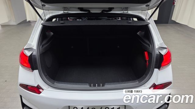 Hyundai i30 2020 — photo 20